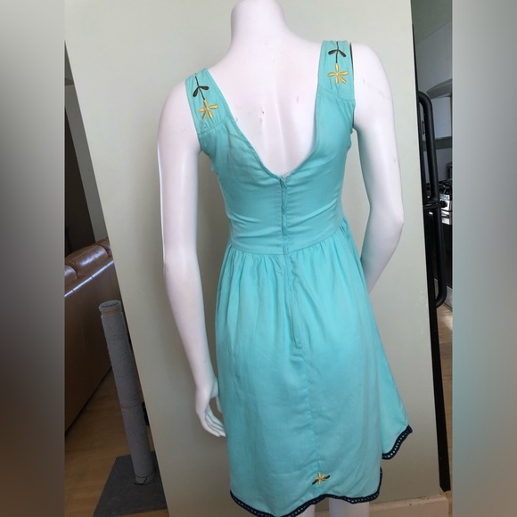 XS Knitted Dove Aqua Scalloped V-Neck Embroidered Dress - Picture 5 of 7